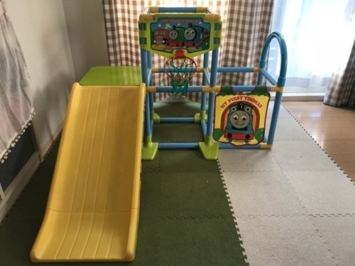 トーマスジャングルジム
