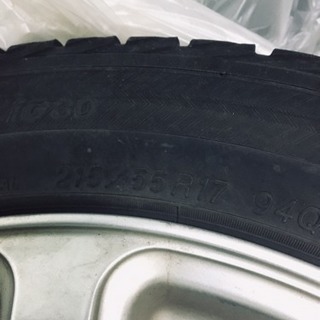 スタッドレスタイヤ17インチ（215-55-R17）