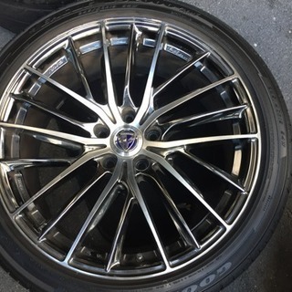 レイズベルサス19インチ