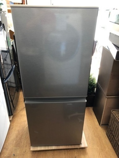 値下げしました！ AQUA ノンフロン冷凍冷蔵庫 AQR-13G(S) 126L 2018年製