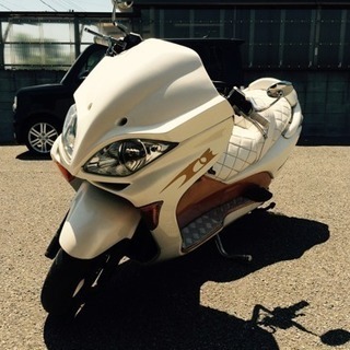 MF08カスタムフォルツァ