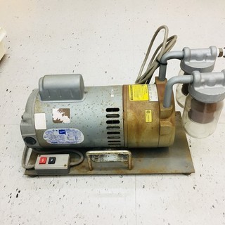GAST 真空ポンプ 1022-V103-G272X【リライズ野田愛宕店】【店頭引取限定】【中古品】1点限り早い者勝ち!