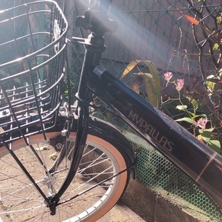 美品！！室内保管！カゴ、鍵付き折りたたみ自転車
