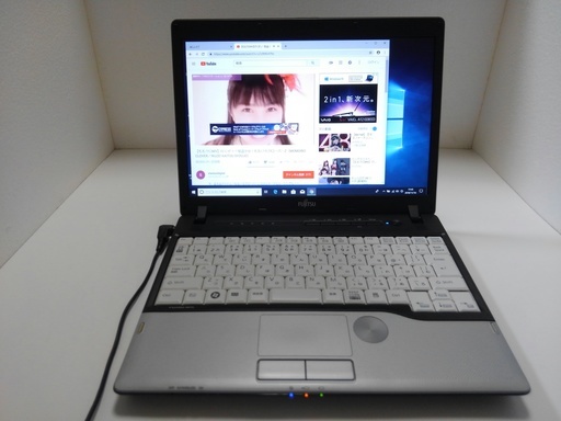 ☆富士通B5ノート☆Win10☆画面プチ難有☆即使用できます