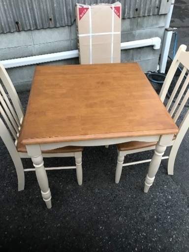 可愛い ダイニングセット 椅子2脚 ヒロ 北九州のテーブル ダイニングテーブル の中古あげます 譲ります ジモティーで不用品の処分
