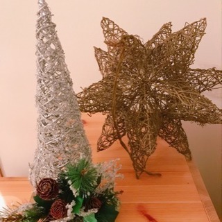 ★ タワー型クリスマスツリーとお星様の置物 ★
