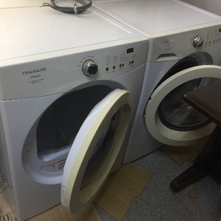 バラ売り可。値下げしました☆アメリカ製 洗濯機 乾燥機2台セット...