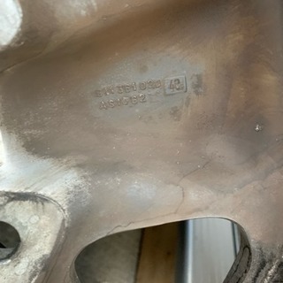 ポルシェ アロイ フックス 6j 2本
