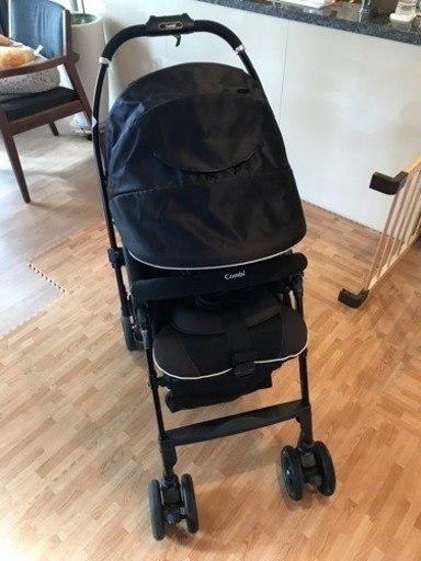 コンビ　メチャカルハンディオート4キャス　エッグショックHF ハイシート