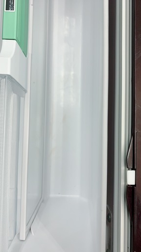 HITACHI  ６７０L　６ドア冷蔵庫　2015年製