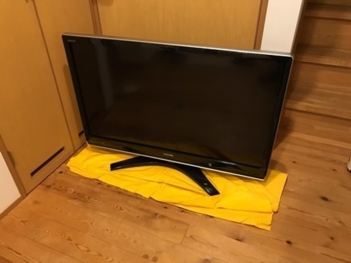 42インチ液晶テレビ TOSHIBA REGZA