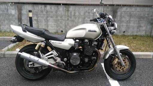 ヤマハ　XJR1200