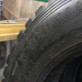 初売りセール) ☆取引き決定☆205/60R16 スタッドレス4本セット 2451