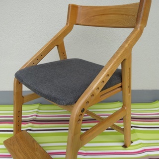 ビーノチェア　木製　座面高さ調整可能　イス　チェア　椅子