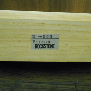 ロックストーン　ＫＩＺＡ　岩倉榮利　ソファー2点とＳＨＳガラスローテーブルのセット『美品中古』