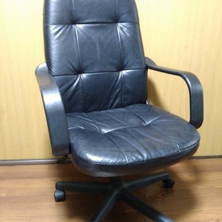 中古オフィスチェア　椅子