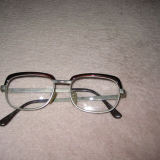 老眼鏡（ケース付き）：男性用