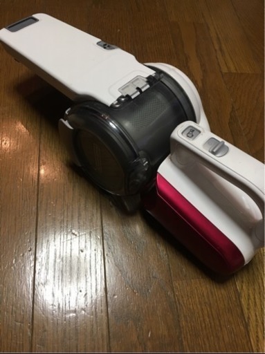 ハンディ掃除機