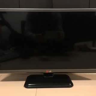【LG Japan製】22型 Smart TV