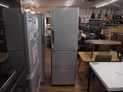 HITACHIの3ドア冷蔵庫！！