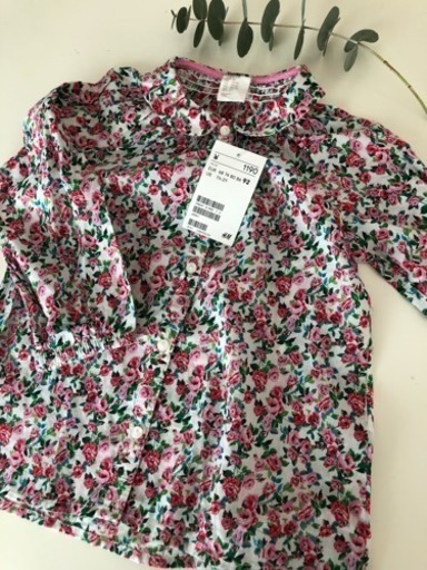 未使用タグ付き H M 花柄シャツ 92 えにっき 日進のベビー用品