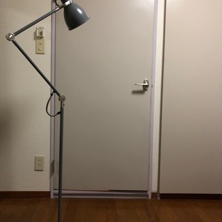 IKEA スタンド照明