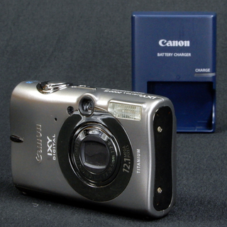 Canon デジタルカメラ IXY DIGITAL 2000IS...