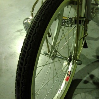 大人用三輪車　前輪20インチ/後輪16インチ