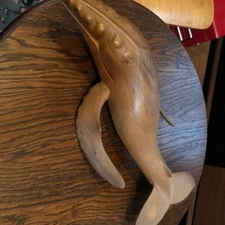 木彫りのクジラ