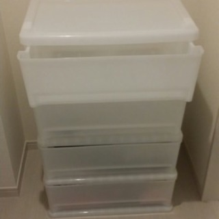 (美品)冷蔵庫　2011年式138L、洗濯機　2018年式、電子レンジなど合わせてうります。