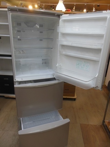 【販売終了しました。ありがとうございます。】【新春お買い得品】SHARP　3ドア　冷凍冷蔵庫　SJ-WA35T　2011年製　中古品