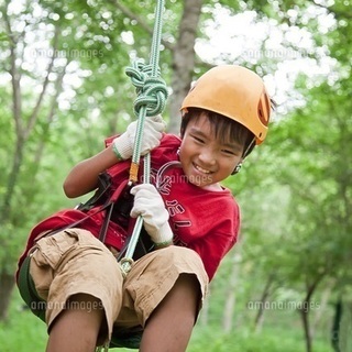 里山の落ち葉はきもやるよ！親子で楽しむツリークライミング体験会！