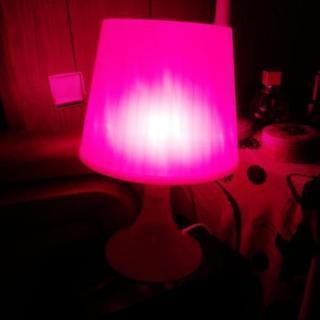 ピンクのランプ