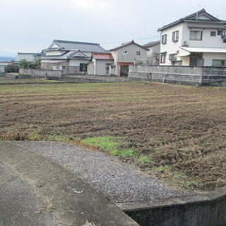 ※田川市伊田町の201坪の平地　（地目　田）農転可能