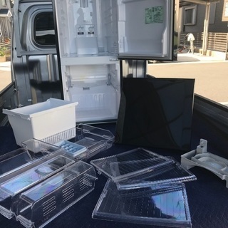 取引中。2015年製三菱冷凍冷蔵庫。146L黒。千葉県内配送無料。設置無料。