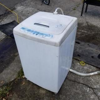 年末安売り😀馬鹿安‼️5キロ洗濯機2007年式