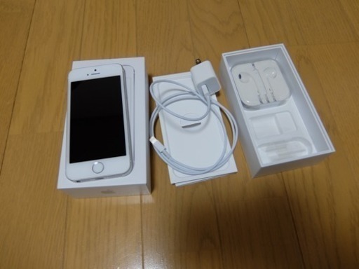 iPhoneSE SIMフリー 米国版 ホワイト128GB