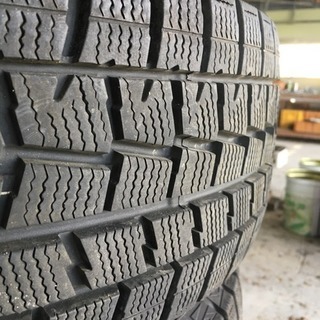 【取引確定しました】ニッサン純正ホイールとスタッドレスタイヤ4本セット