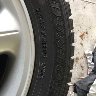 【取引確定しました】ニッサン純正ホイールとスタッドレスタイヤ4本セット