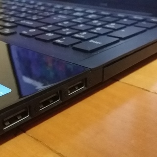 美品】Windows10ブルートゥース搭載スリムノートパソコン 予備 