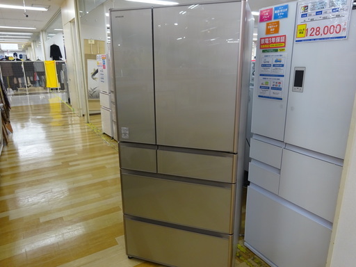 安心の1年保証付！2018年製　HITACHI（ヒタチ）の670L 冷蔵庫【トレファク　岸和田】