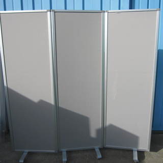 福岡】引取限定三つ折りパーティショングレータイヤ付き