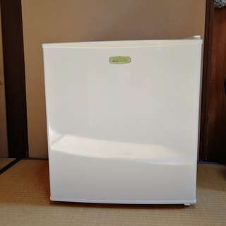 Elabitax　小型冷蔵庫