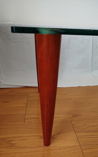 大塚家具のガラステーブル　チーク色　美品　１５０００円