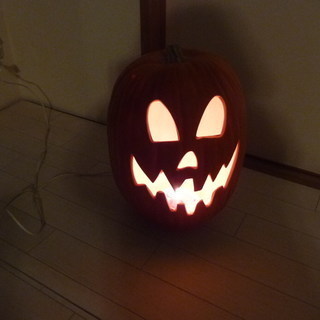 お値下げ！ハロウィーン　かぼちゃの置物　ライト付き　ビッグサイズ　照明
