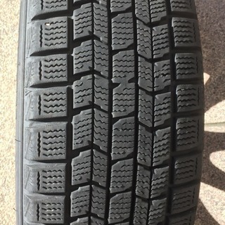 スタットレスタイヤ（175/65R14）