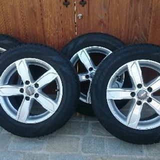 ピレリ スタッドレス 225/55 R16 アウディA4 中古