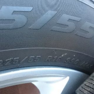ピレリ スタッドレス 225/55 R16 アウディA4 中古