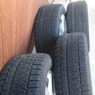 ピレリ スタッドレス 225/55 R16 アウディA4 中古