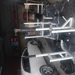 バーベル、ダンベル、ベンチプレス、スクワットスタンド、ディップススタンド